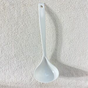 Vintage S-1077 White Melamine Serving Ladle Cooking Ladle